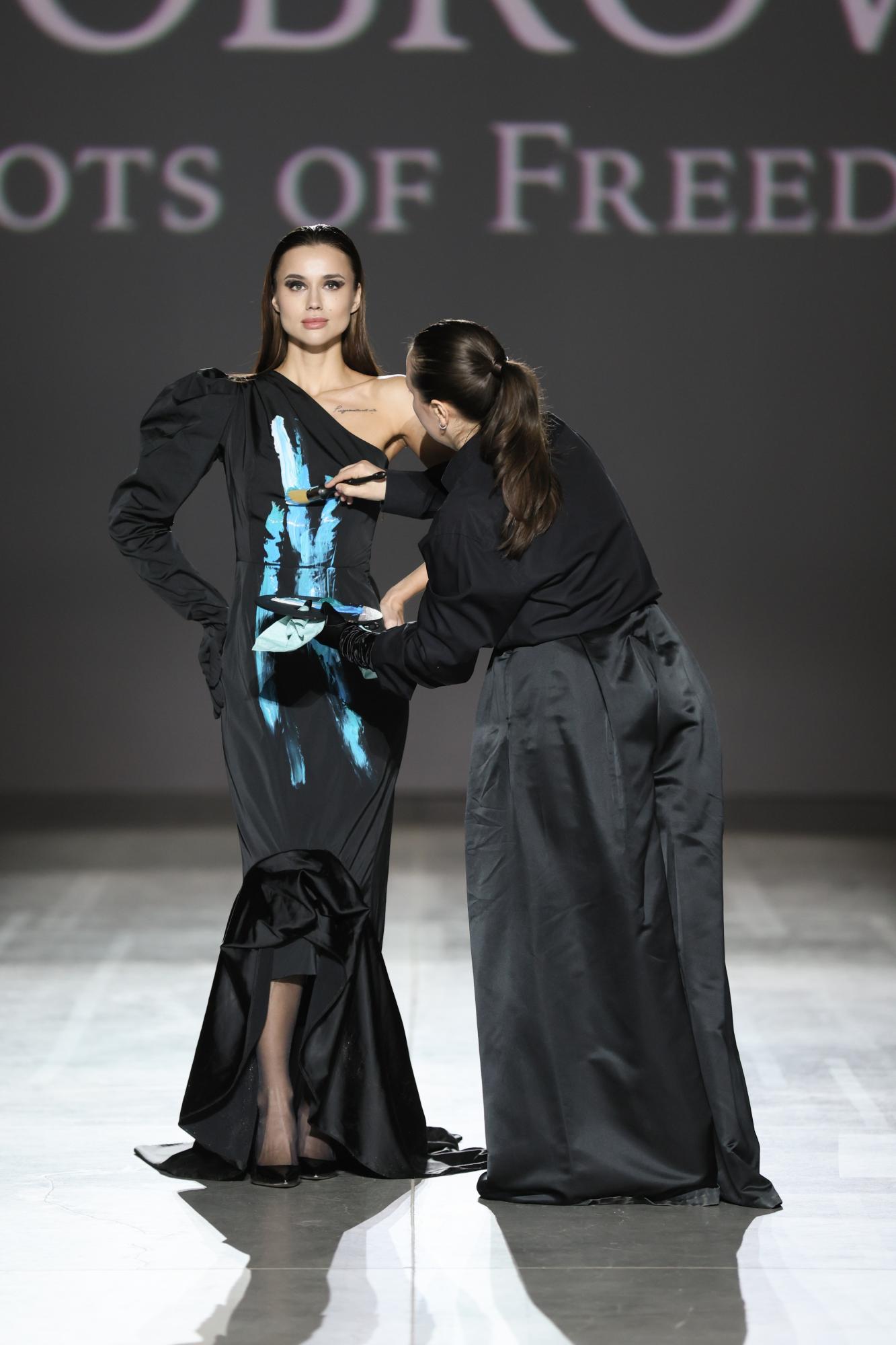 Стартовал Ukrainian Fashion Week. Смотрите яркие фото новых коллекций от украинских брендов